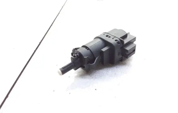 Ford C-MAX I Brake pedal sensor switch 3M5T13480AB