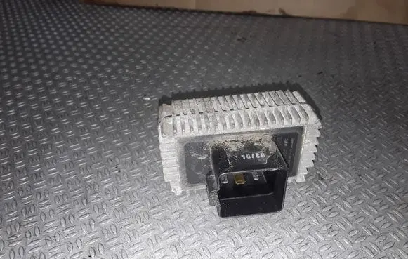 Opel Meriva A Glow plug pre-heat relay 09132691