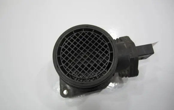 Audi A4 S4 B6 8E 8H Mass air flow meter 06A906461L 0280218063