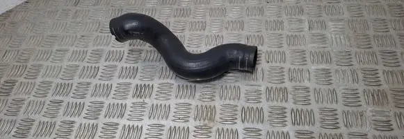 Opel Zafira A Intercooler hose/pipe 55559702 2407177