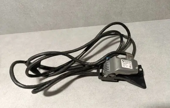 Windshield/windscreen camera