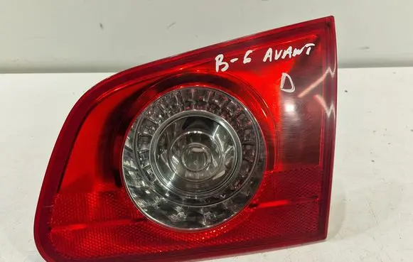Volkswagen PASSAT B6 Tailgate rear/tail lights 3C9945094