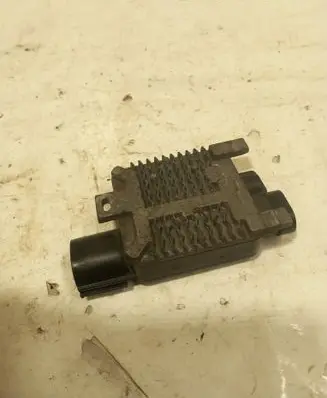 Ford Focus Coolant fan relay 940002904 310506 005028681606