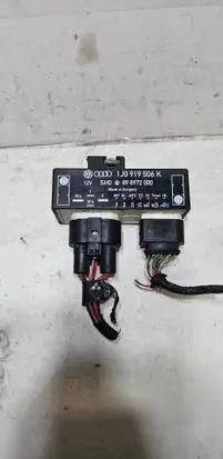 Audi A6 S6 C6 4F Coolant fan relay 1J0919506K 898972000