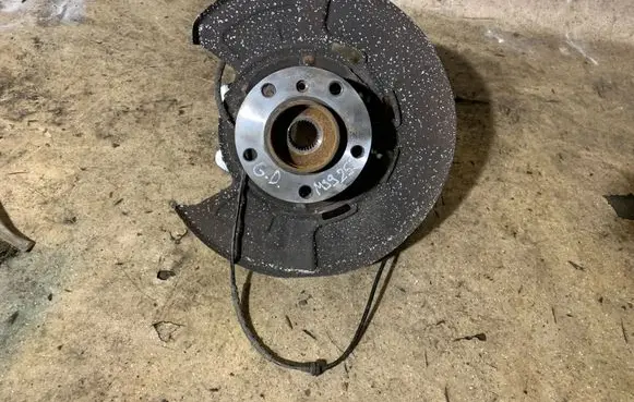 BMW X5 F15 Rear wheel hub