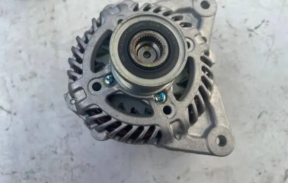 Renault Megane IV Generator/alternator 231009933R RNA34007 ARE50601