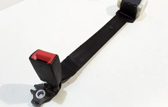 Ford Focus Rear seatbelt 34085717