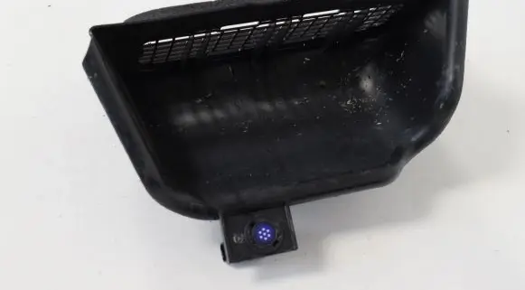 BMW i8 Air intake duct part 9290522