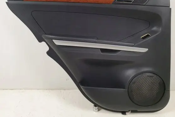Mercedes-Benz ML W164 Rear door card panel trim