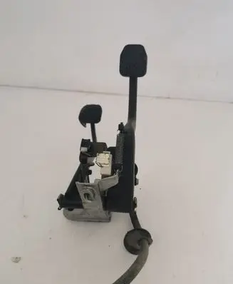 BMW 3 E46 Pedal assembly 1163863
