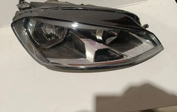 Volkswagen Golf VII Headlight/headlamp 90043192