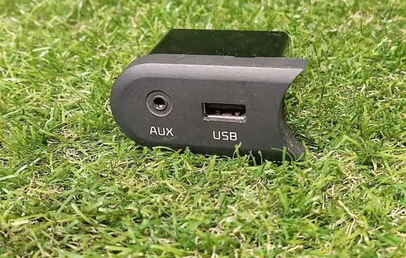 KIA Ceed AUX in-socket connector 96120A2000
