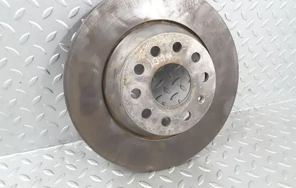 Volkswagen Tiguan Rear brake disc 3Q0615601A