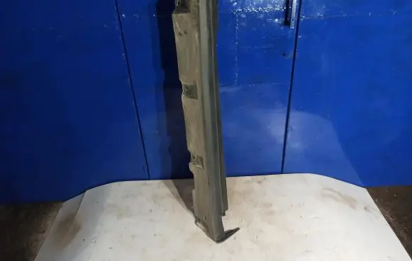 Ford Transit - Tourneo Connect Sill DT11U10154B