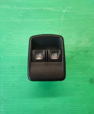 Opel Vivaro Electric window control switch 254118722R 10023903
