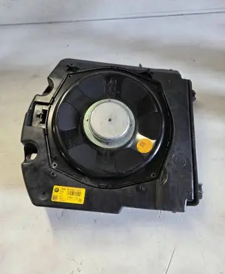 BMW 7 F01 F02 F03 F04 Subwoofer speaker 924111801