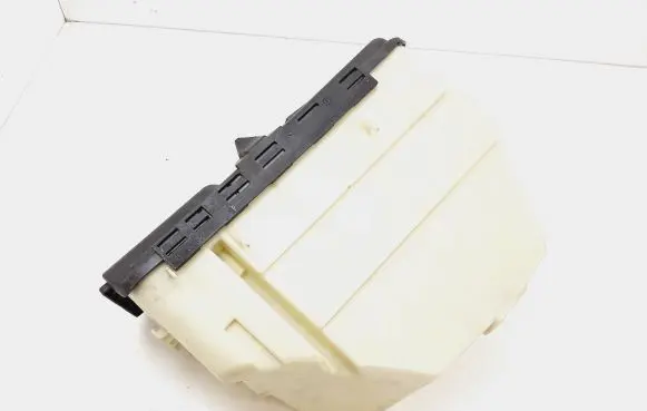 Mercedes-Benz CLS C219 Fuse box set A2115400724 A2115400482