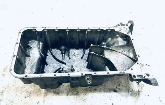 Mercedes-Benz Vito Viano W638 Oil sump r6110140202