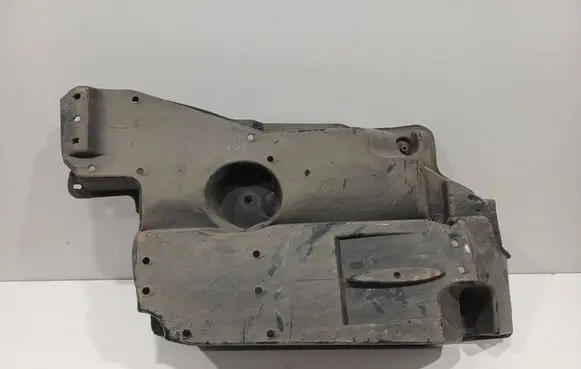 Toyota RAV 4 (XA30) Engine splash shield/under tray 5816542020