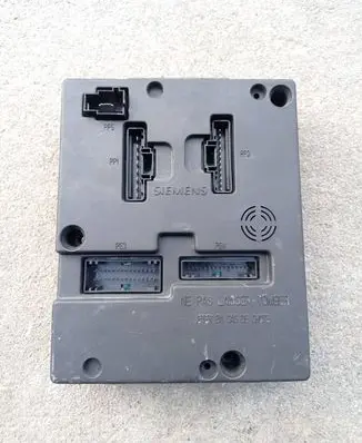 Renault Scenic I Fuse module 8200029342B