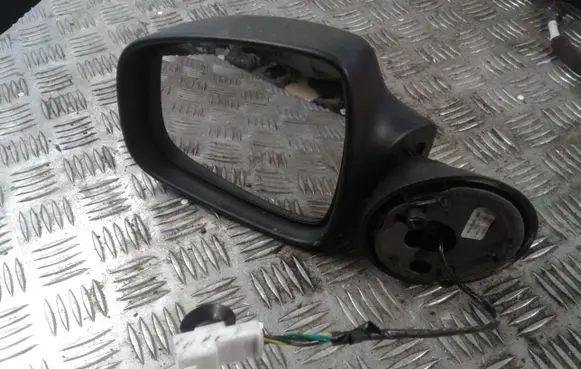Dacia Logan I Front door electric wing mirror 8200497485