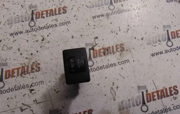 Toyota Verso Headlight level height control switch 134159