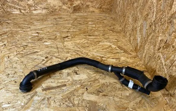 Land Rover Range Rover Evoque L551 Engine coolant pipe/hose M8D28260AB