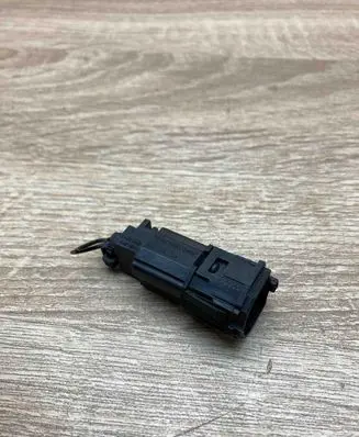 Ford Focus Tailgate/trunk/boot open switch 98AG19B514AE
