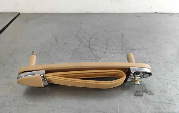 Maserati Quattroporte Front interior roof grab handle 68471730