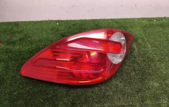 Mercedes-Benz R W251 Rear/tail lights A2518201664