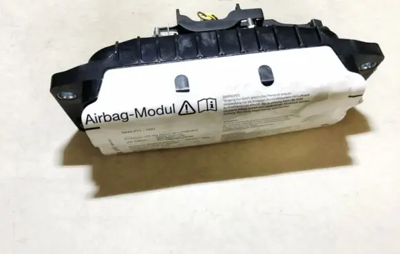 Volkswagen Jetta V Passenger airbag 608104402