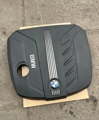 BMW 5 F10 F11 Engine cover (trim) 7802847 03104105 11252010