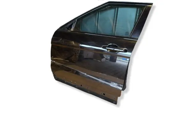 Land Rover Evoque I Front door