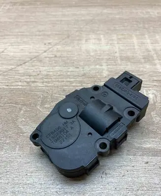 Mercedes-Benz GLE (W166 - C292) Air flap motor/actuator T946104A EFB496HM