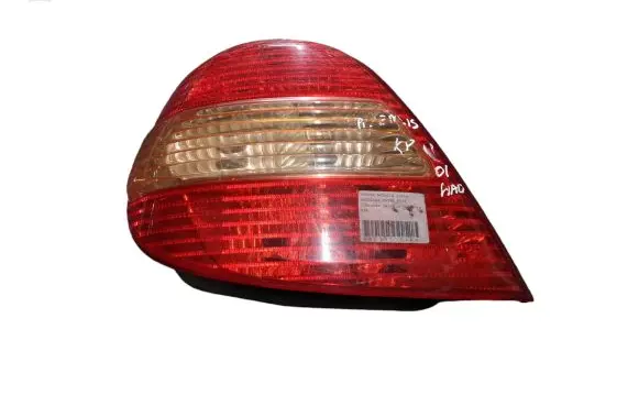 Toyota Avensis T220 Rear/tail lights 034N5P