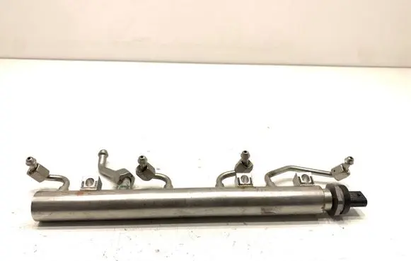 BMW 5 G30 G31 G38 Fuel main line pipe 7852402