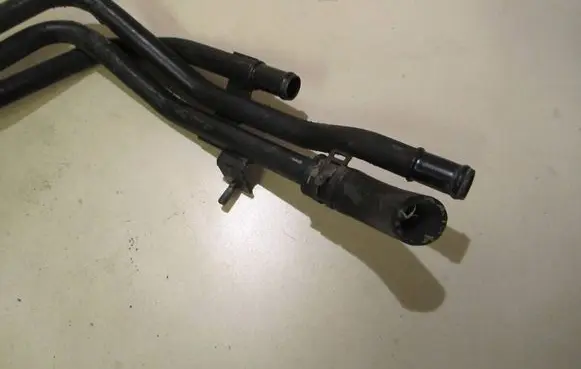 Audi A6 S6 C6 4F Engine coolant pipe/hose 4F0265235B