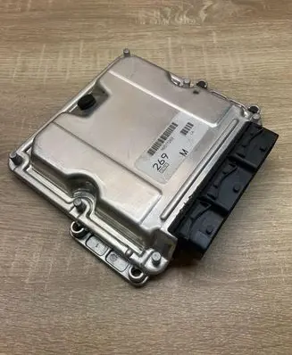 Mitsubishi Carisma Engine control unit/module ECU HOM8200142446 0281010439