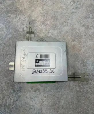 Subaru Impreza I Engine control unit/module 22611AB080 MECFB40 3318