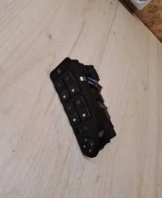 BMW 5 E39 Electric window control switch 6904306 808351
