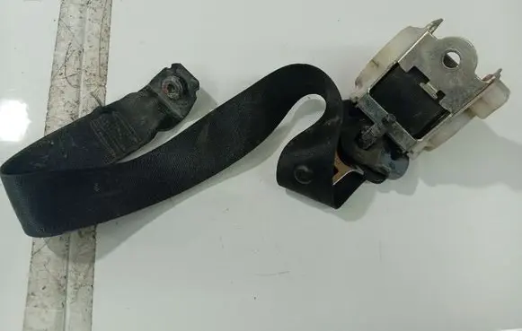 Opel Zafira A Rear seatbelt 