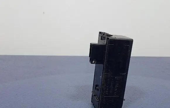 Ford Mondeo MK I Aerial GPS antenna GD9T-15K619-BB