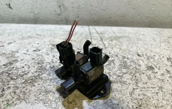 Valve vacuum