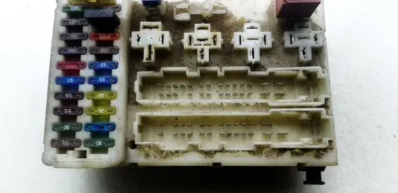 Ford Mondeo MK II Fuse box set 93BG14K150AD