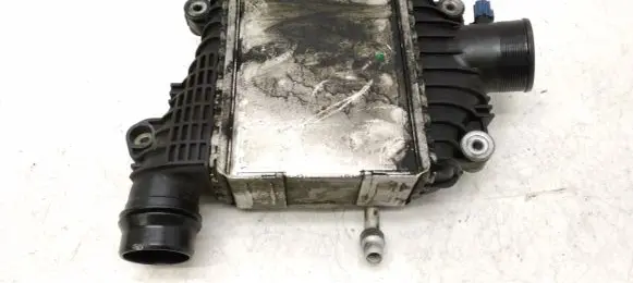 Jaguar XE Intercooler radiator GX736K775AB GX736K775