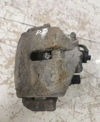 Volkswagen Golf V Front brake caliper