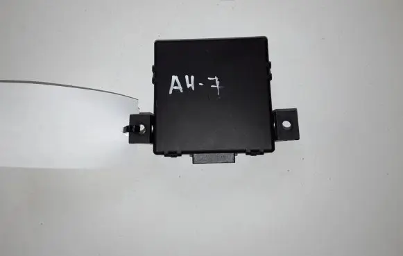 Audi A4 S4 B8 8K Other control units/modules 8R0907468L