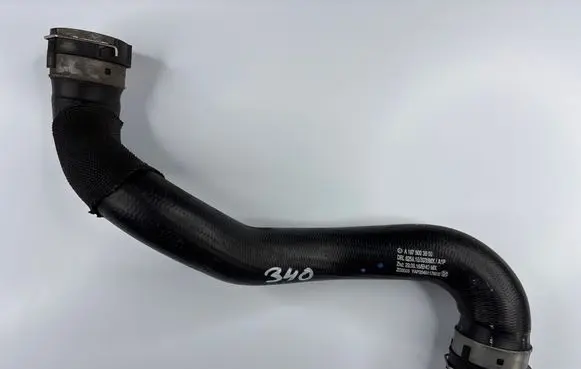 Mercedes-Benz GLS X167 Engine coolant pipe/hose A1675003600