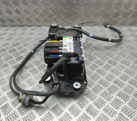 BMW X5 G05 Air suspension compressor/pump 5A0C990