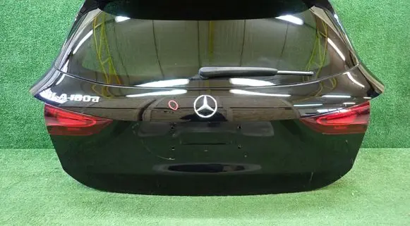 Mercedes-Benz GLA H247 Tailgate/trunk/boot lid
